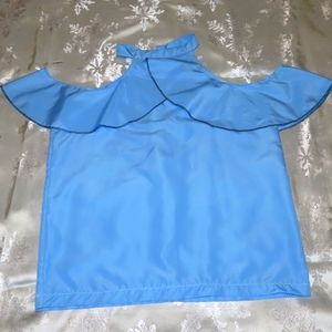 SLEEVE COLD SHOULDER TOP